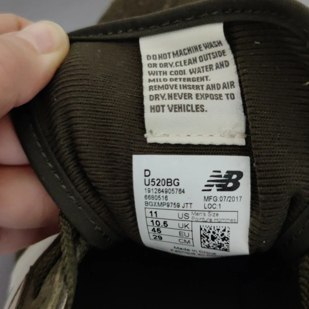 New Balance 520 in the Military Dark Triumph/Brown Sugar colorway. - Picture 9 of 13